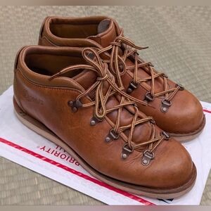 Danner Tramline Hiking Boots Brown Leather Men's Size 10EE Made in USA
